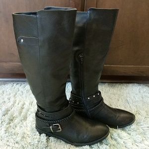 Rampage Flat Boots